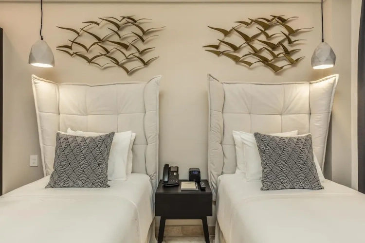 1 Bedroom Double Suite