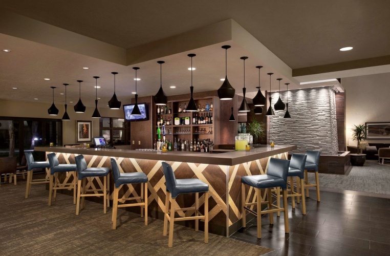 Embassy Suites by Hilton Phoenix Tempe photo 14