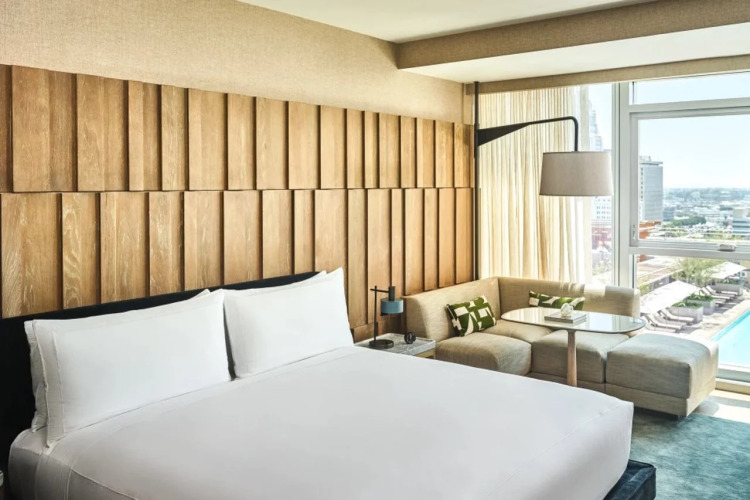 Conrad Los Angeles - Image 12