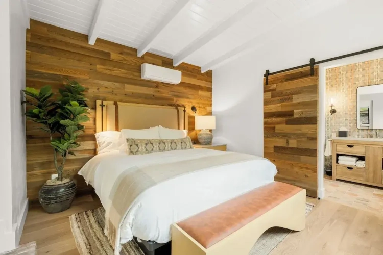 Standard Double room with river view