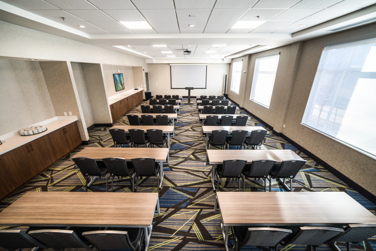 Holiday Inn Express & Suites West Edmonton-Mall Area photo 25