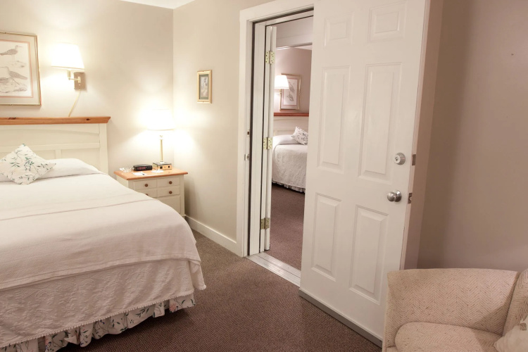 Mount Battie Inn