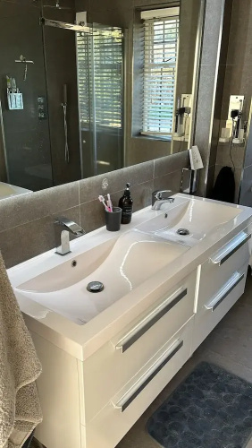 Thornton Awesome Stay 5