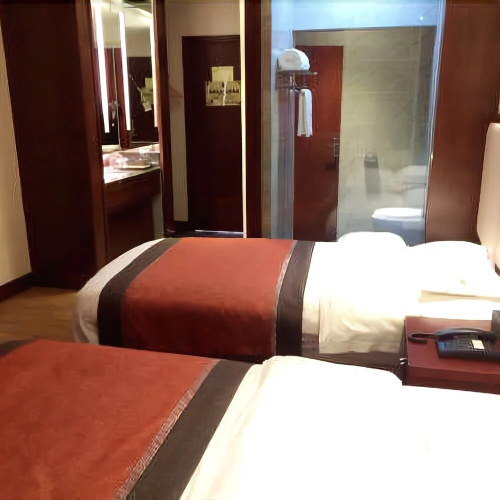 Heave Holiday Hotel