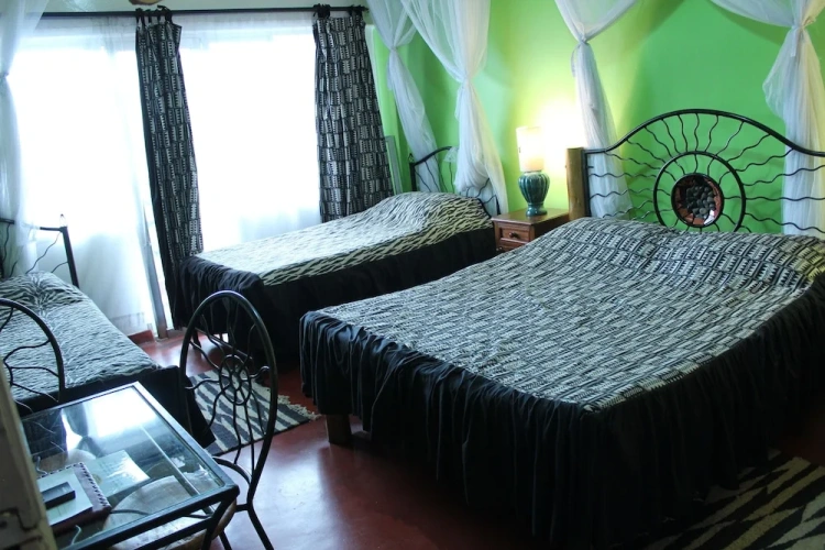 Standard Triple room with balcony