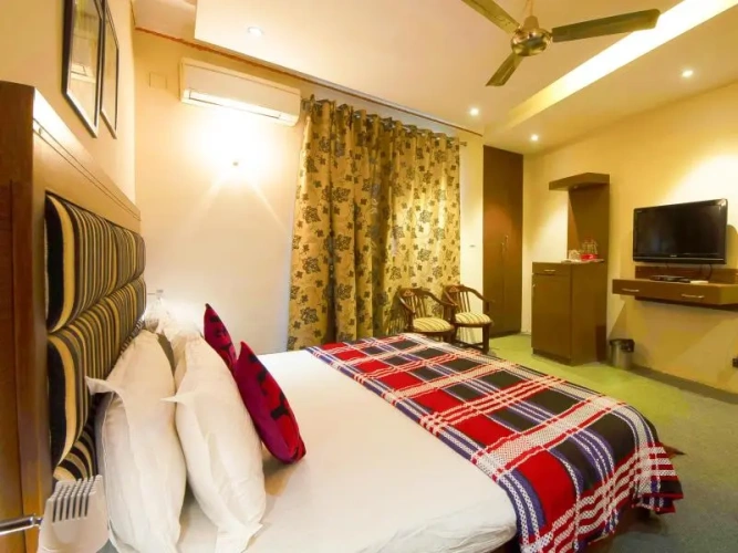 Economy room