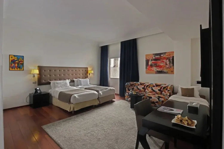 Triple Suite