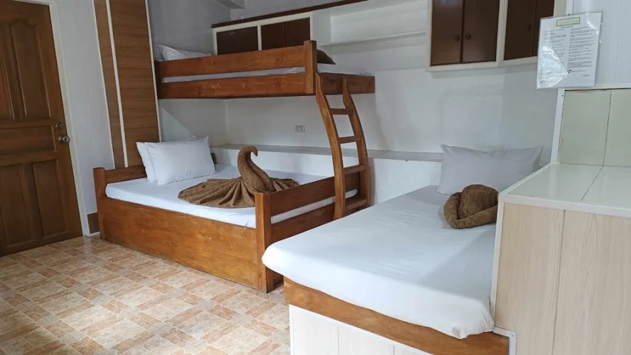 Economy room
