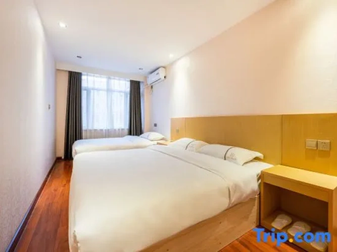 Triple Suite