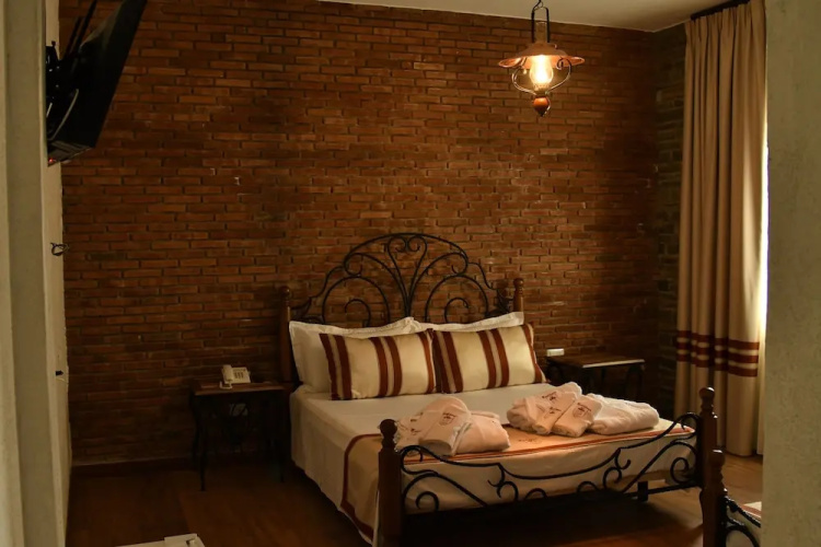 Hotel Emblema
