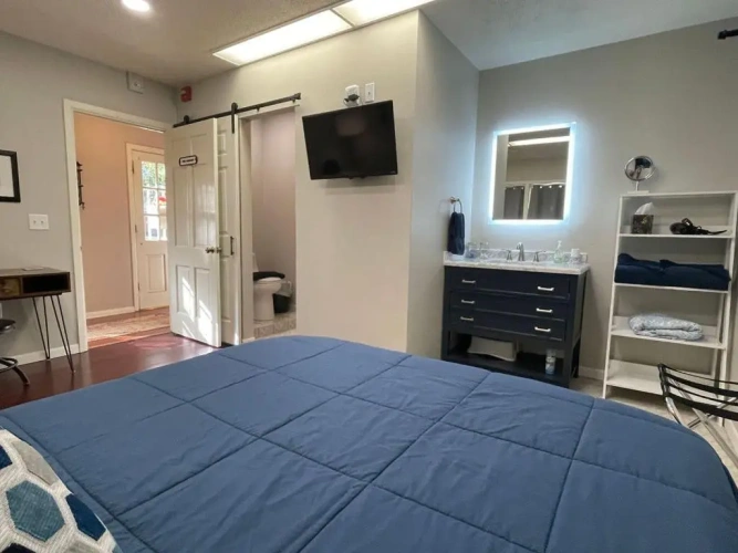 Standard Double Suite