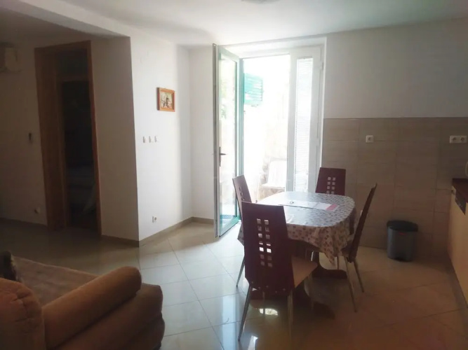 Apartment Lucija
