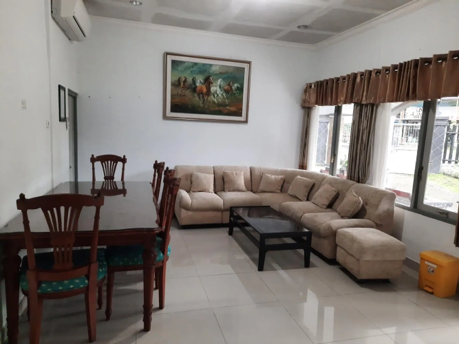 Standard Family room