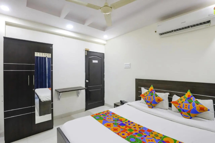 Fabhotel Villa 31