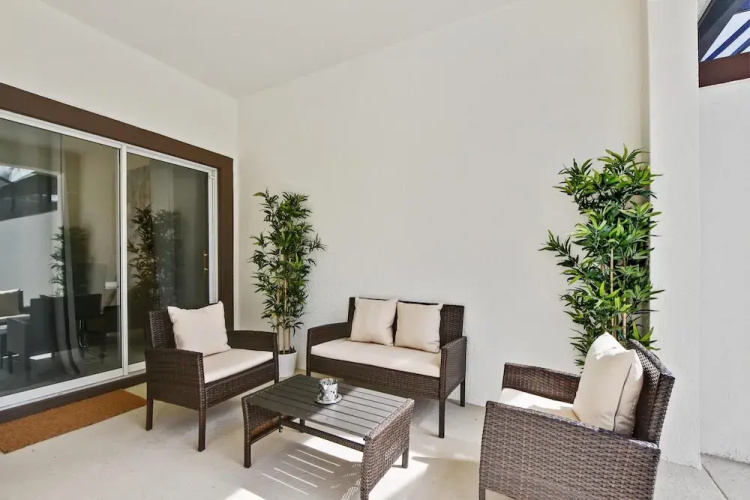 Regal Splendor Villa by VillaDirect