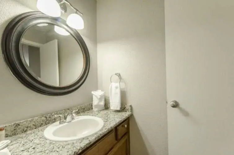 Edge Studio Apartments