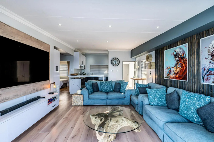 Beach front penthouse apartment