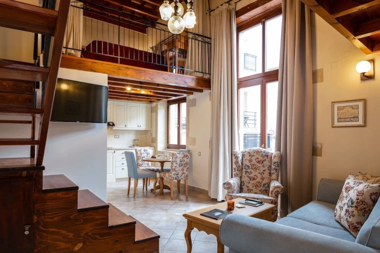 Standard Duplex room with balcony