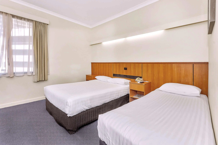 Metro Hotel Perth City