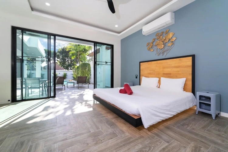 2 Bedrooms Villa