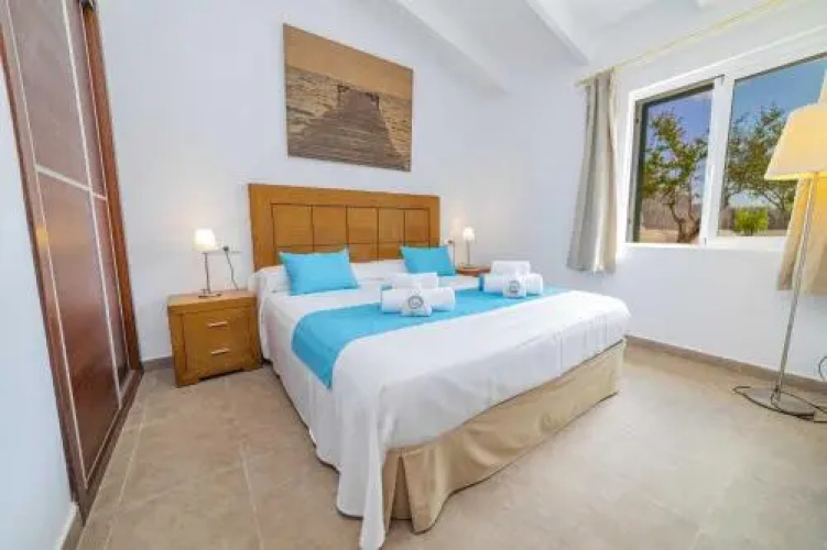 Villa Ambient / Sa Finqueta