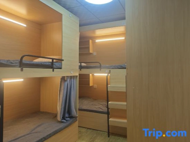 Bed in Dorm (female dorm)