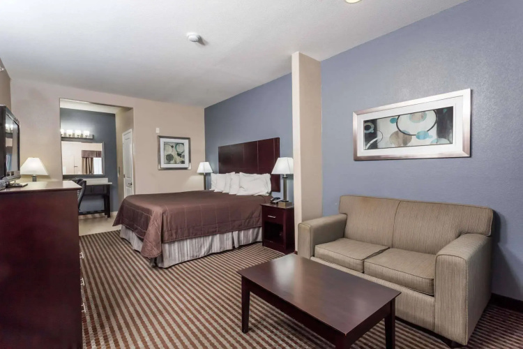 Knights Inn Three Rivers