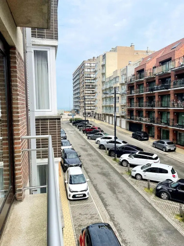 Spacious Apartment in Middelkerke