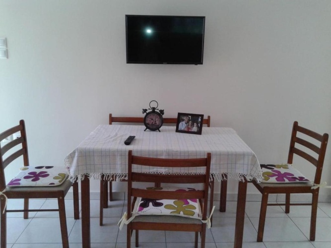 2 Bedrooms Cottage