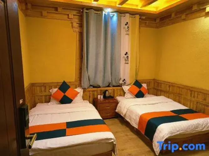 Yara Yingcuo Homestay