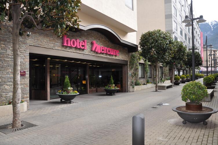 Mercure Andorra Over view