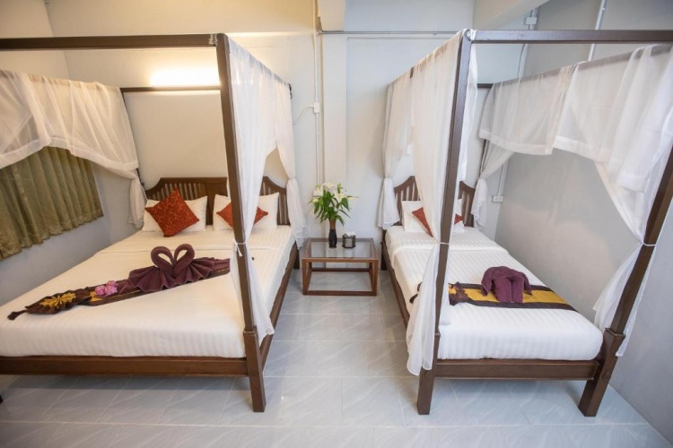 Superior Triple room