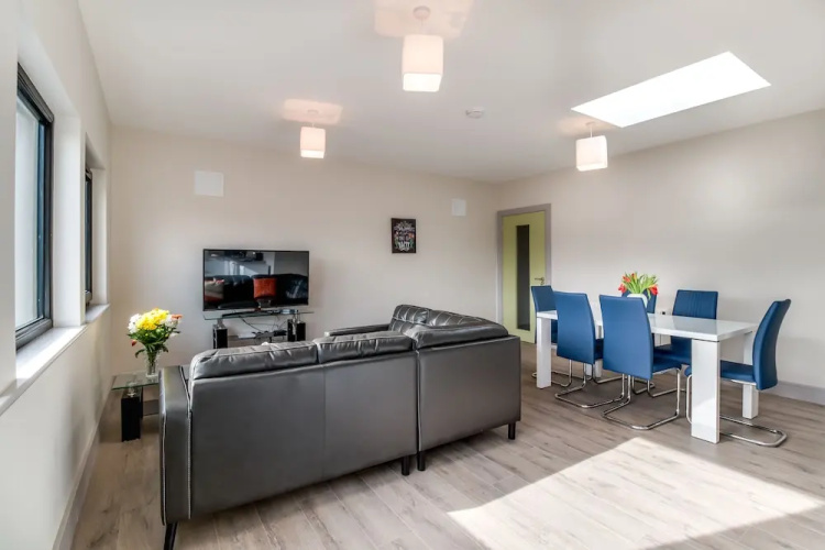 Central Park Apartment 2