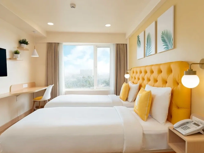 Standard Twin room with city view