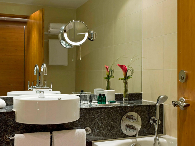 Sofitel London Heathrow photo 12