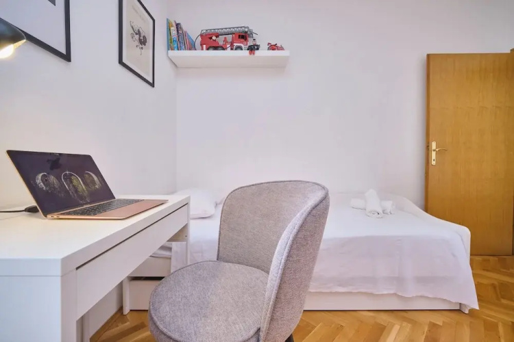 Harmony Seaside Apartment by Litto