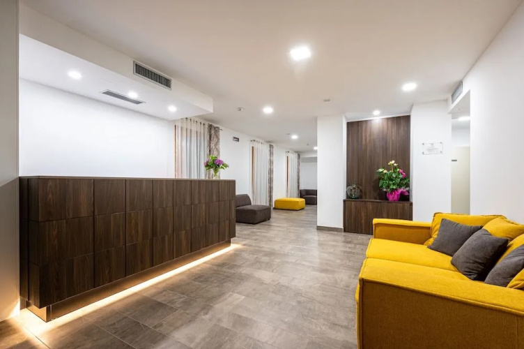 Hotel Trilago