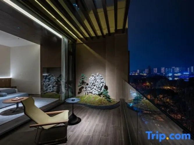 Executive Double room with river view
