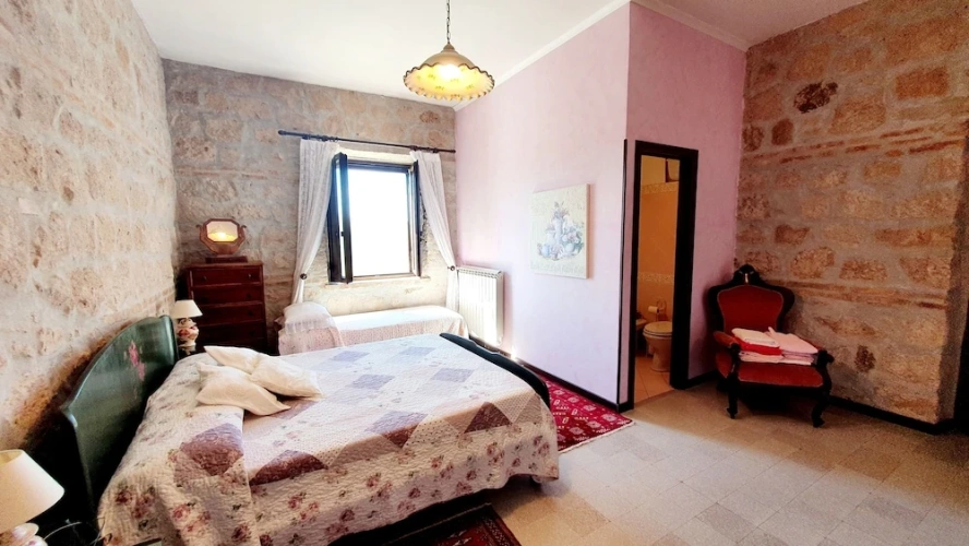 1 Bedroom Standard Quadruple Family room with garden view