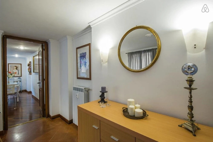 Large and Elegant 3 bed Flat in Central Location!