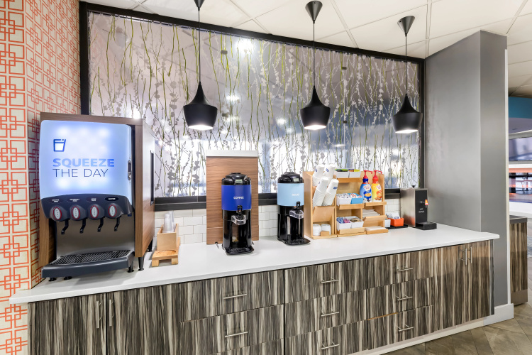 Holiday Inn Express Atlanta Galleria Ballpark Area photo 32