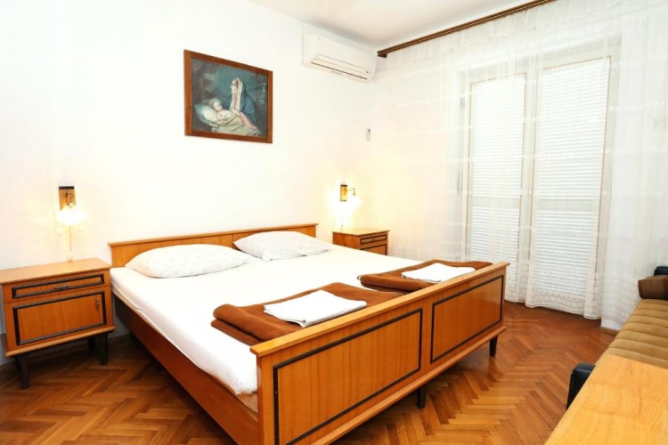 2 Bedrooms Apartment with balcony and with sea view