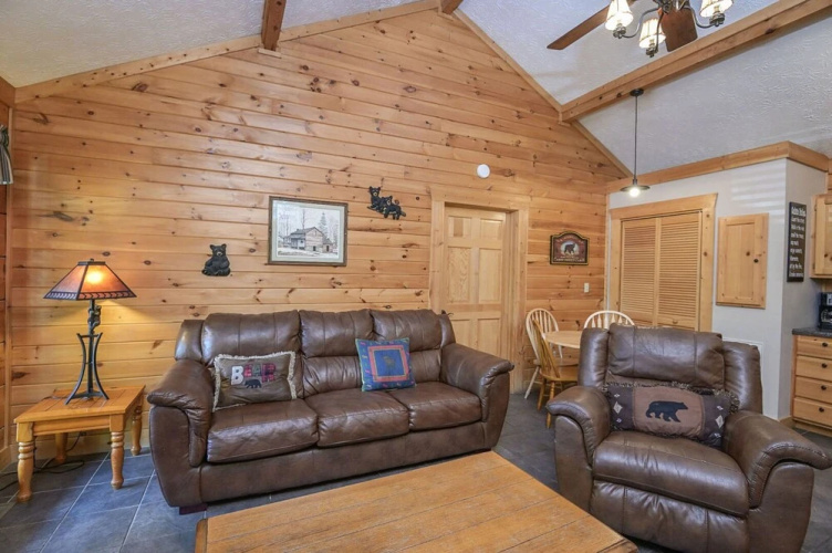 Eagles Hideaway by Eagles Ridge Resort