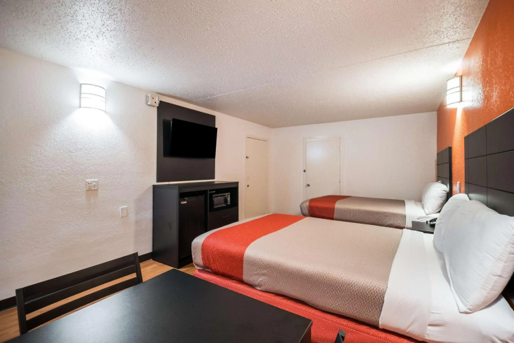 Motel 6 Houston, TX - Brookhollow