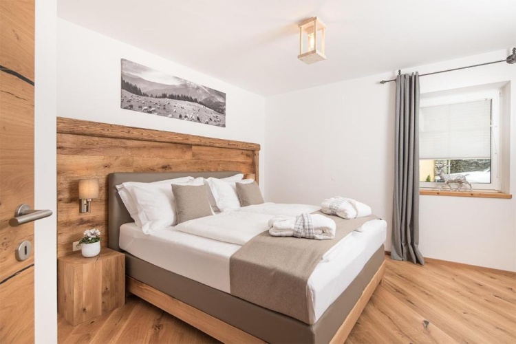 2 Bedrooms Chalet