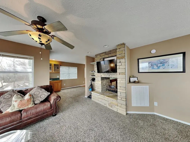 Brown Bear Chalet by Jackson Mountain Rentals