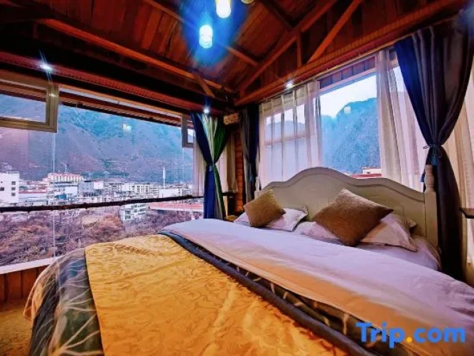 Classic Double room with river view