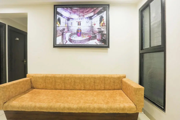 Fabhotel Empire