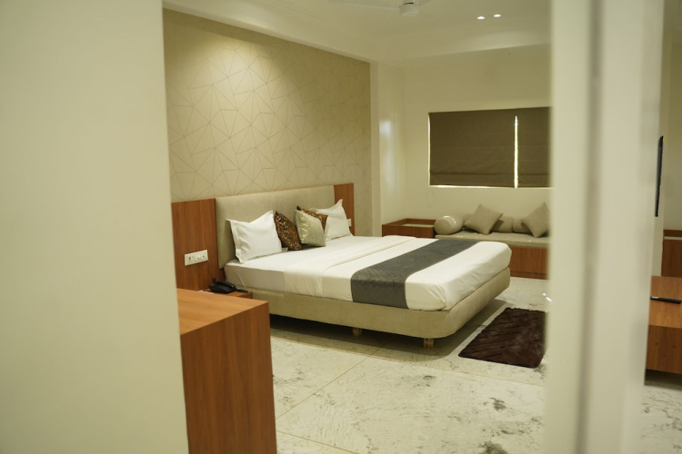 Hotel Bajaj Residency