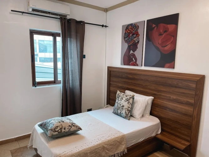 Comfort room